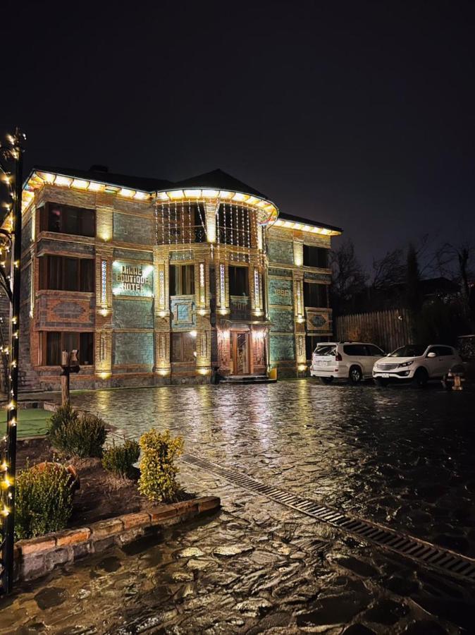 Minali Boutique Hotel Şǝki Exteriör bild