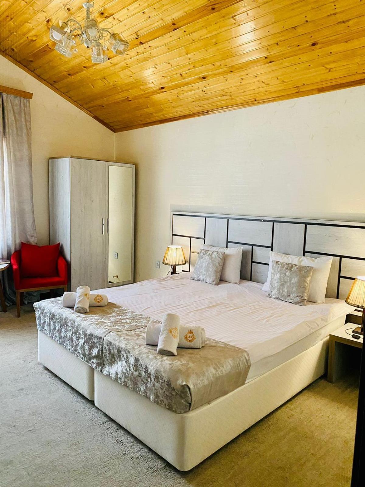 Minali Boutique Hotel Şǝki Exteriör bild