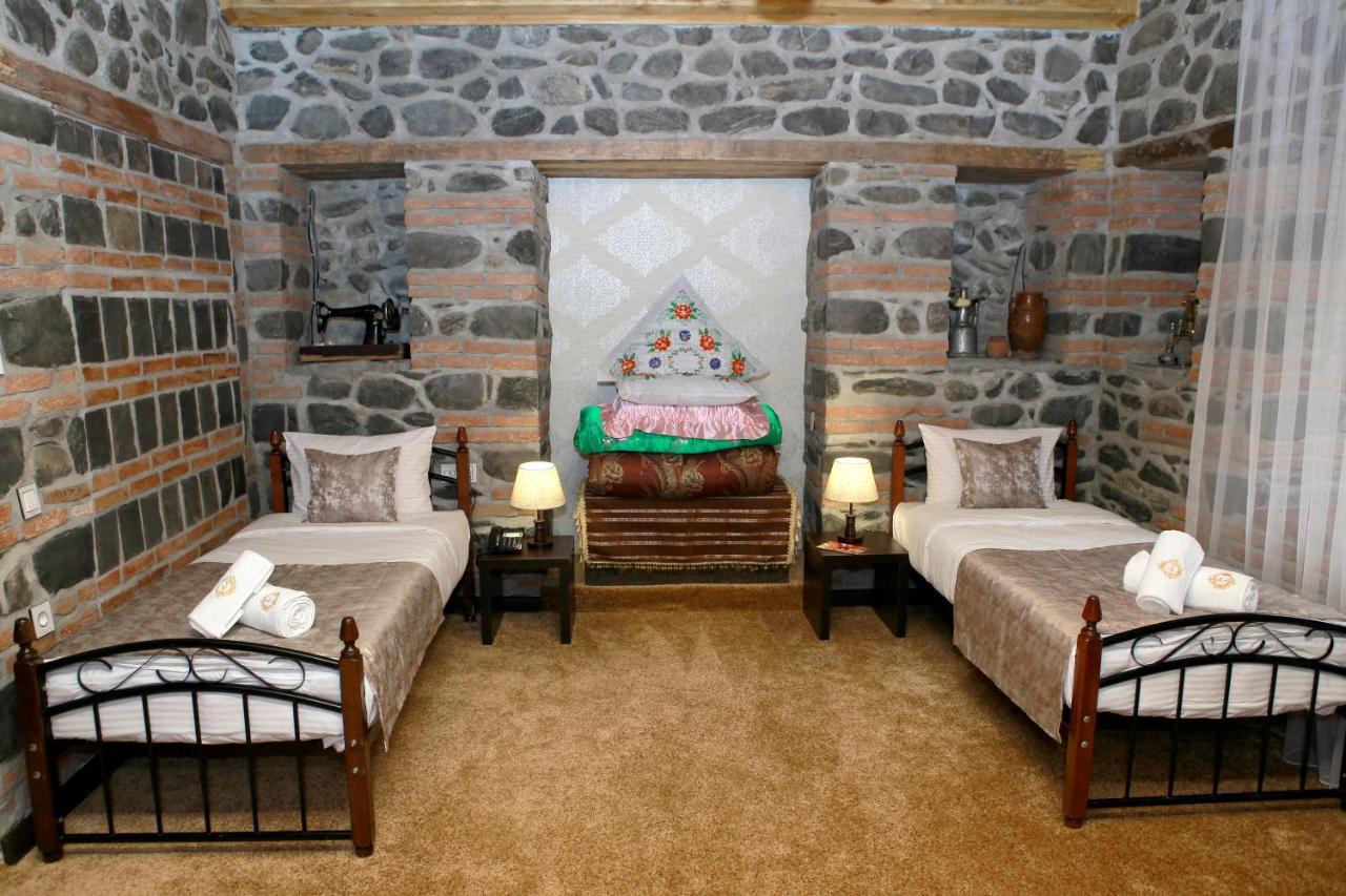Minali Boutique Hotel Şǝki Exteriör bild